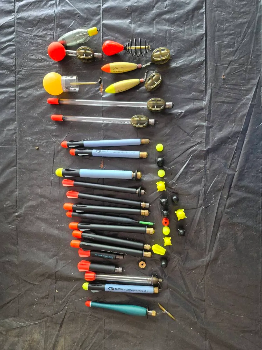 Floats - Image 1