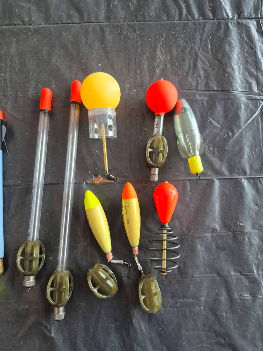 Floats - Image 3