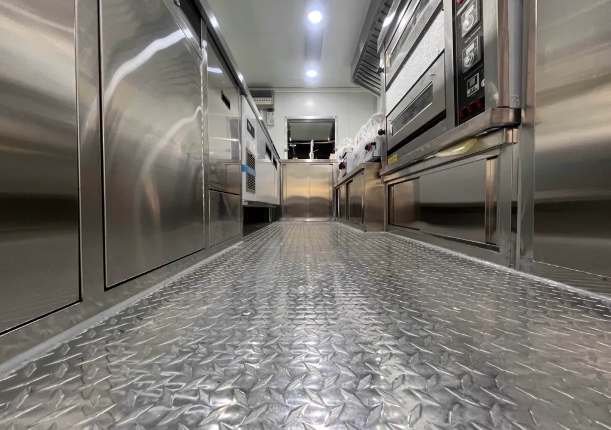 Food trailer - Image 3