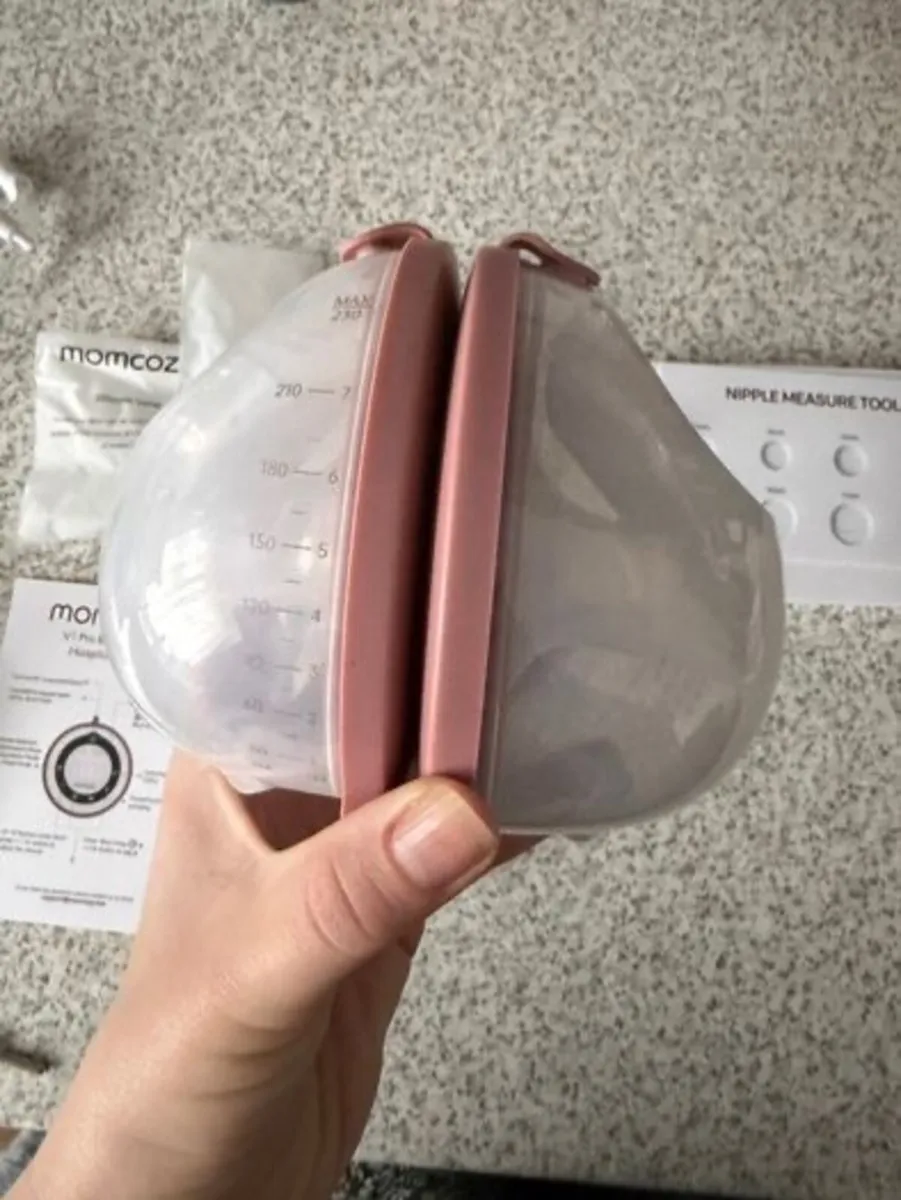 Momcozy V1 Pro Hospital-Grade Wearable Breast Pump - Image 2