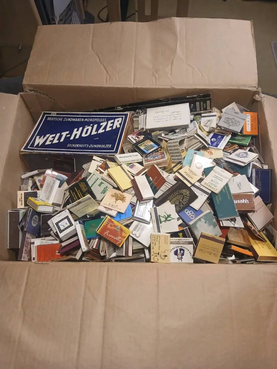 Collection of matchboxes - Image 1