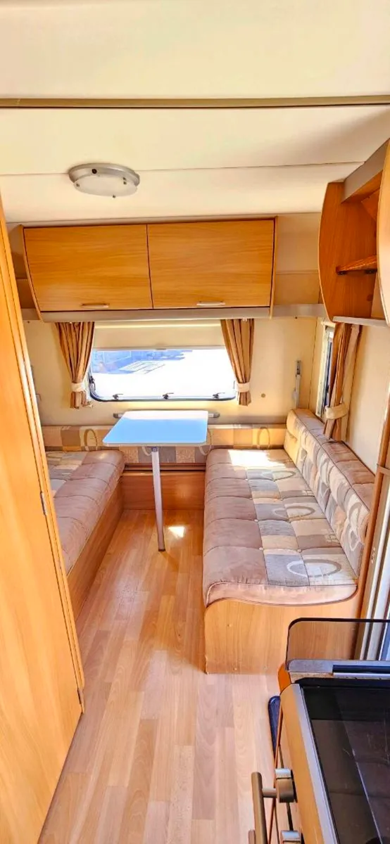 Swift caravan 5/6 berth  for sale - Image 4