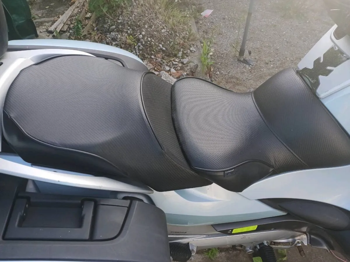 Sergeant seats - Image 3