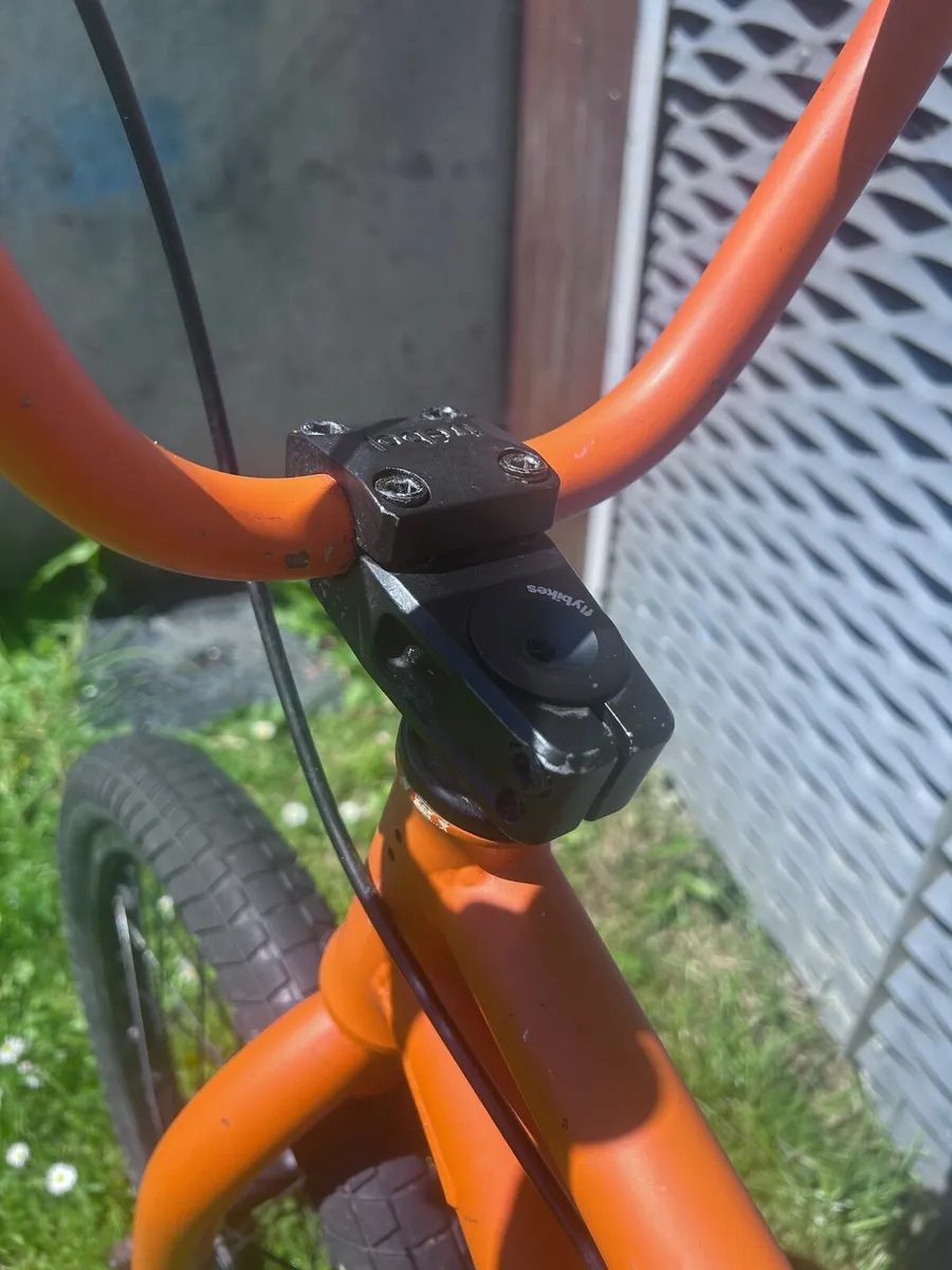 BMX Bike - Image 2