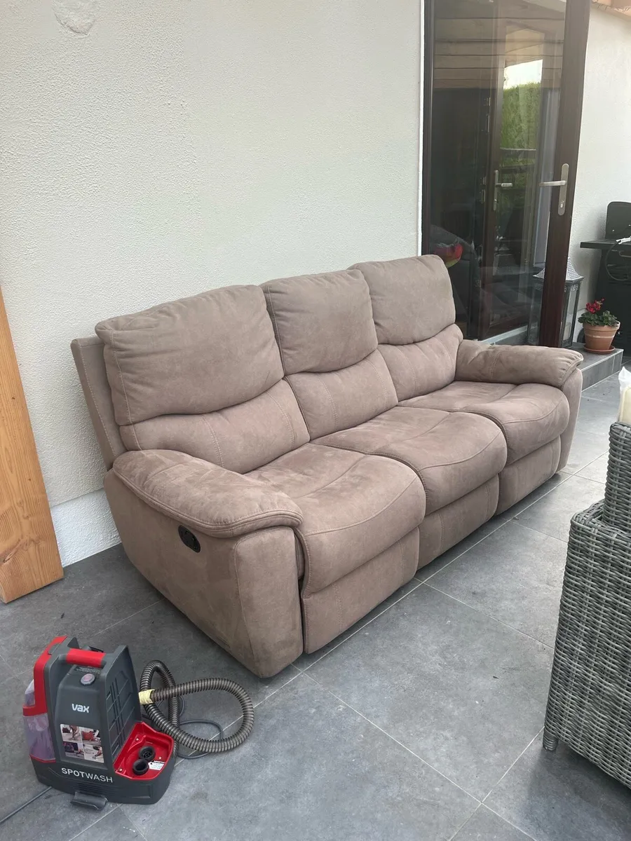 Recliner Couch - Image 3
