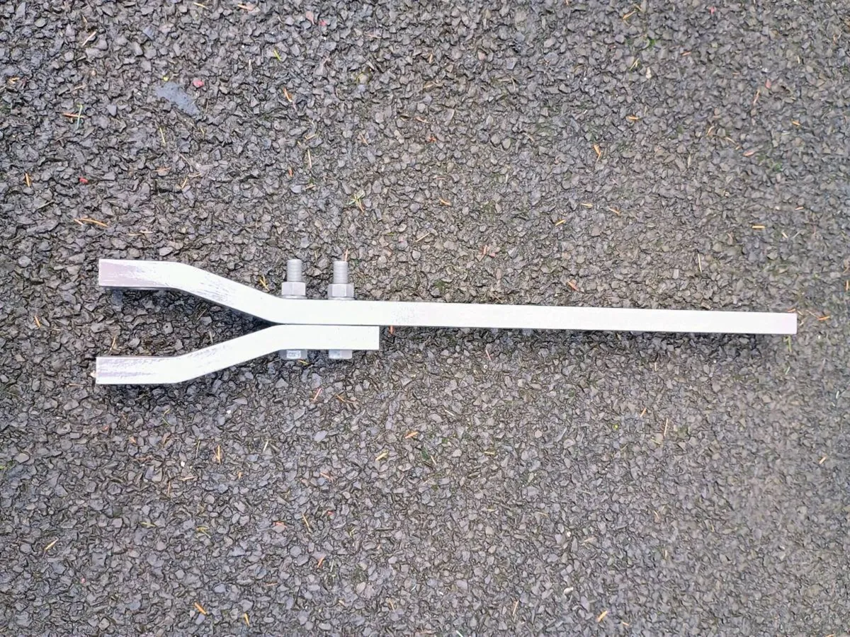Massey Ferguson 135/165 drawbar - Image 2