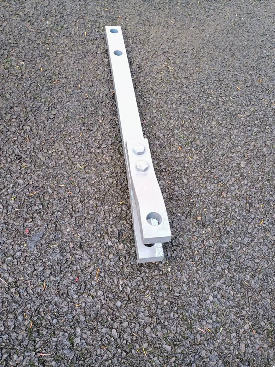 Massey Ferguson 135/165 drawbar - Image 3