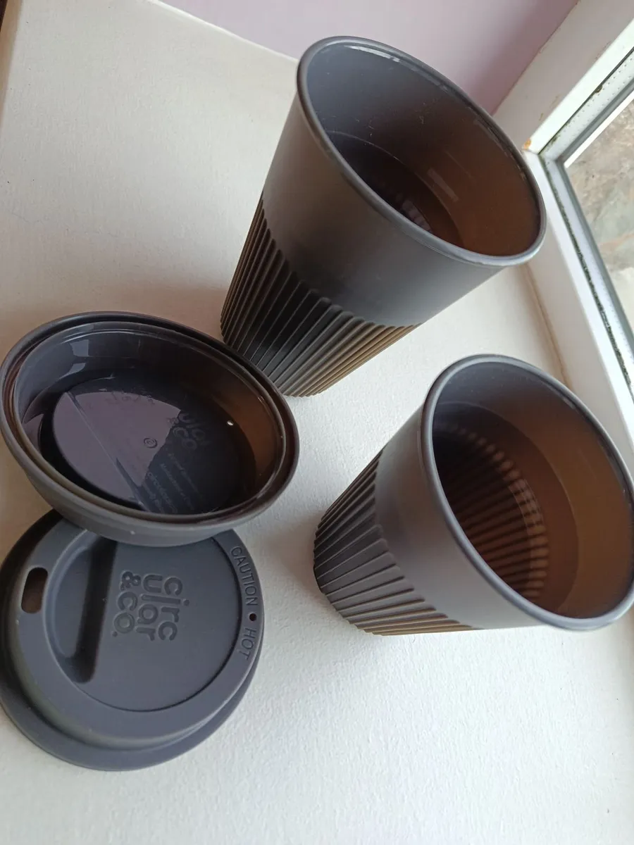 Coffee cups and Lids / Reusable to go cups.. - Image 1