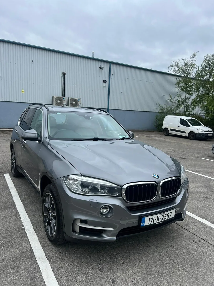 BMW X5 2017 - Image 1