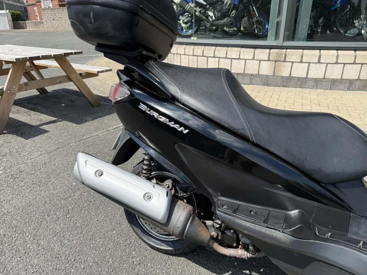 2017 Burgman 125 Scooter - Image 3