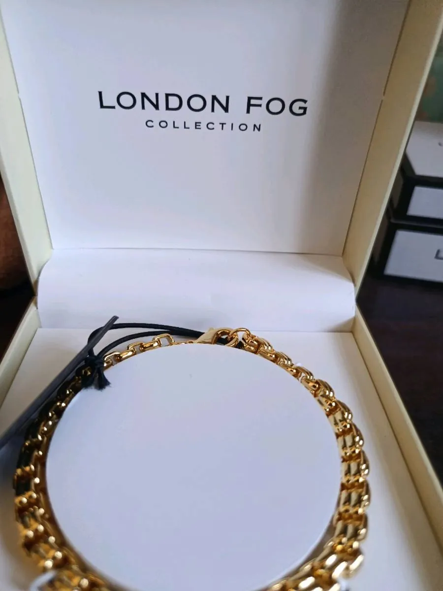 London Fog Gold link 8 inch Unisex Bracelet - Image 1