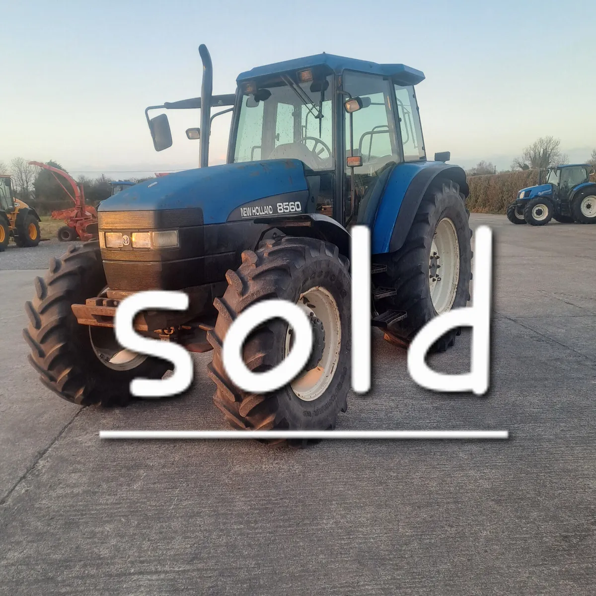 NEW HOLLAND - Image 1