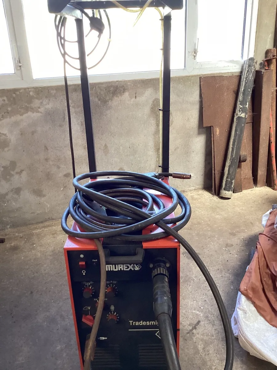 Welder - Image 1