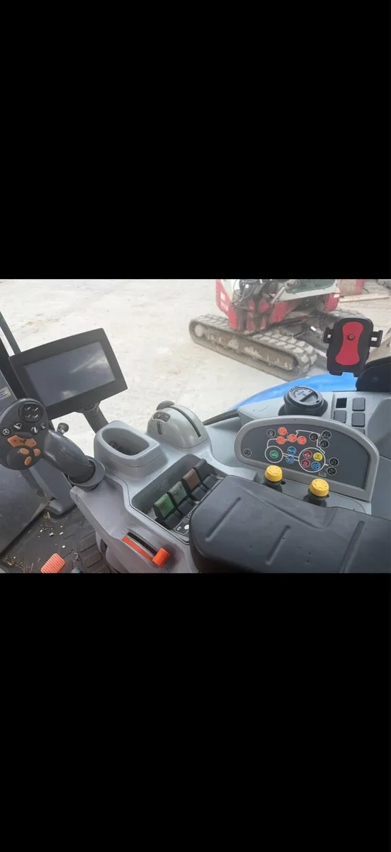 Tractor - Image 3