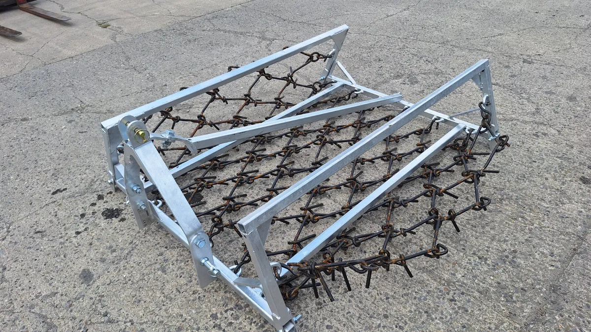 Fleming  1.8M galvanized chain harrow - Image 4