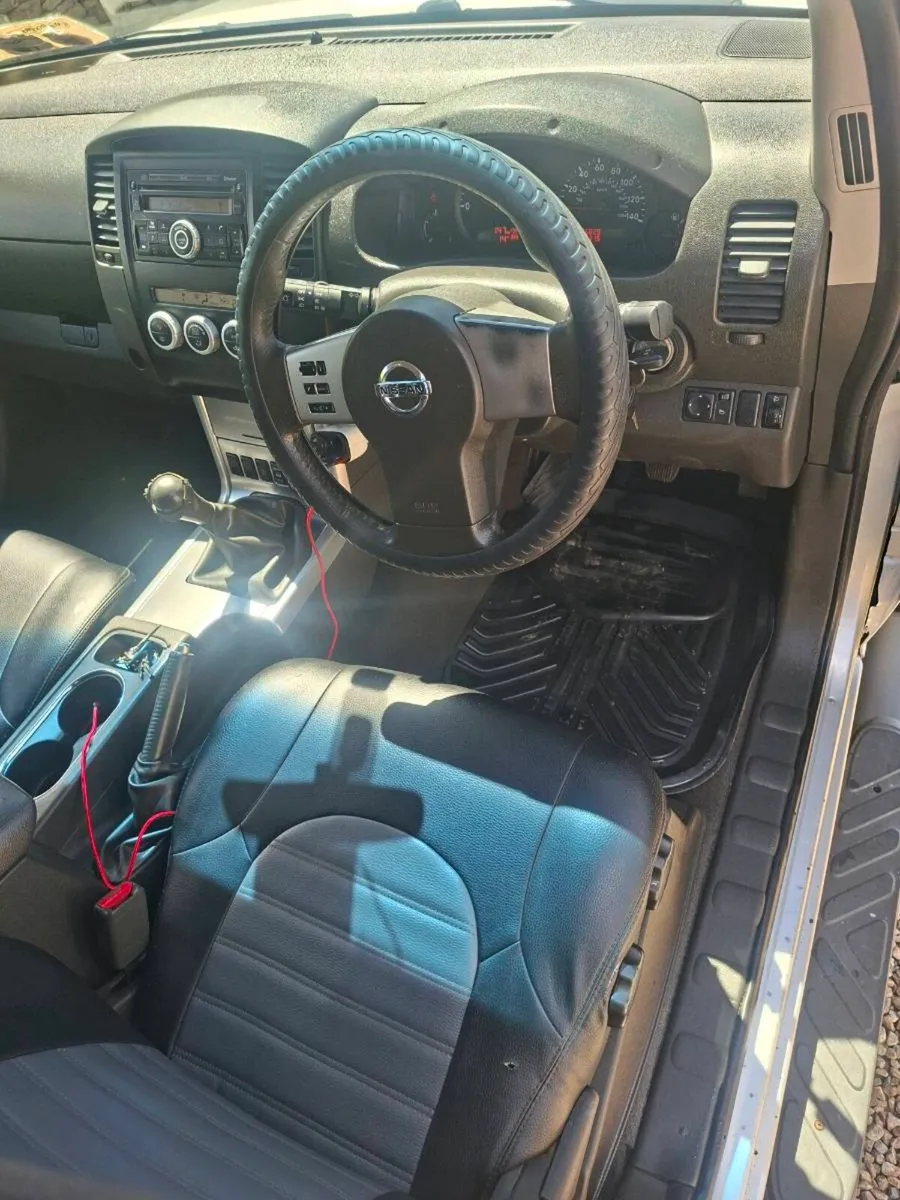 Nissan Navara - Image 4