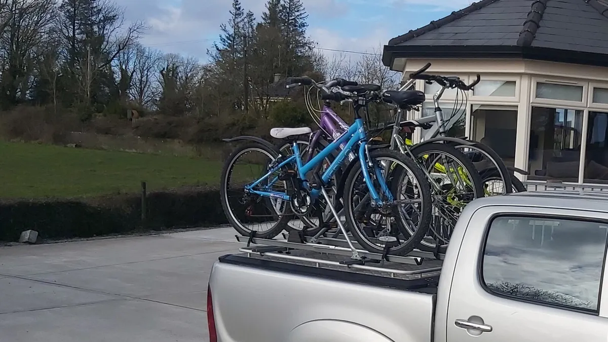 Bike rack - Image 3