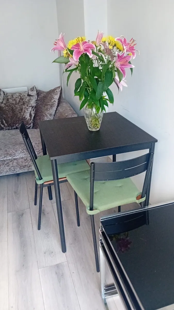 To let small house 🏠 - Image 1