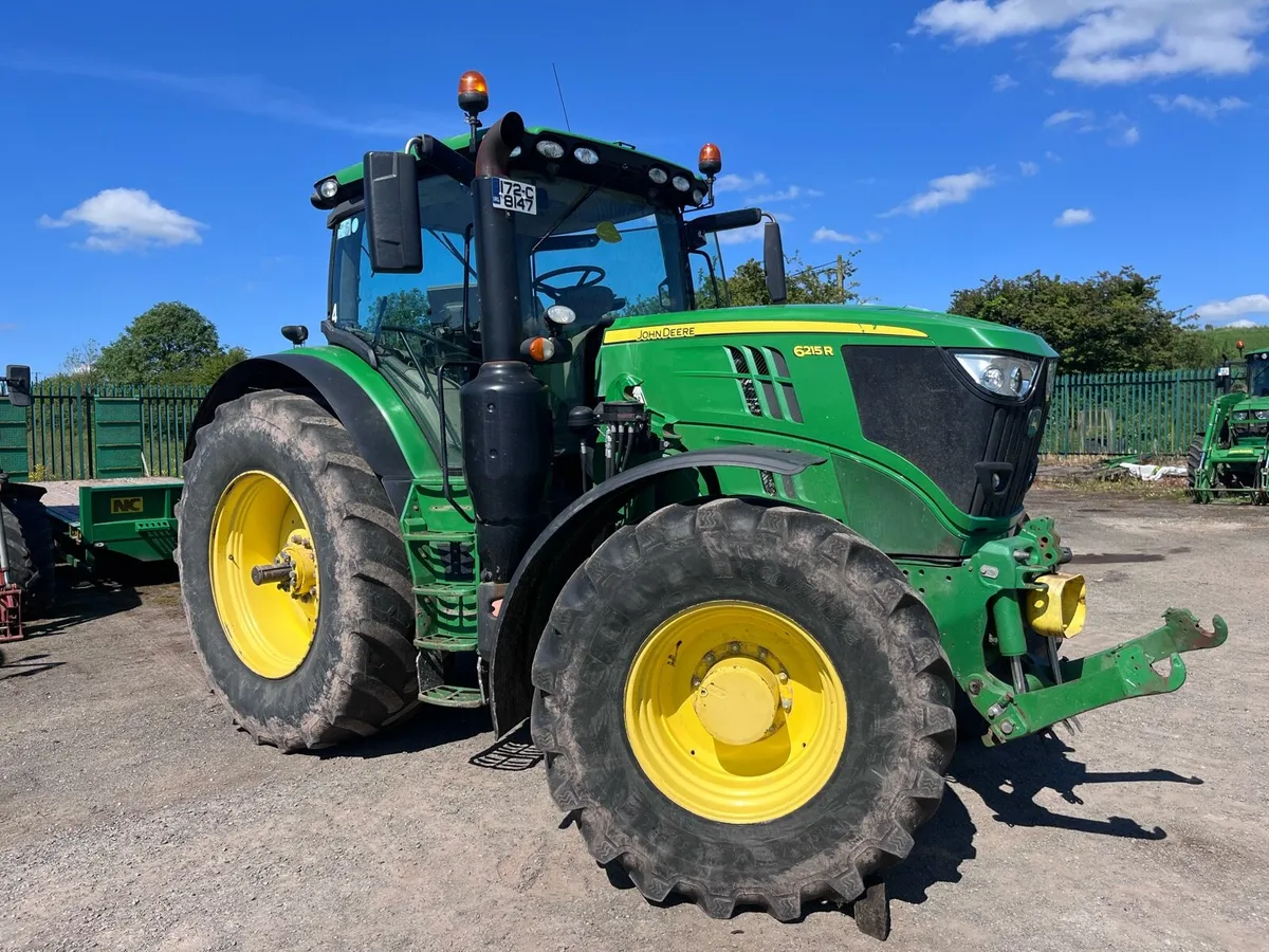 John Deere 6215R - Image 1