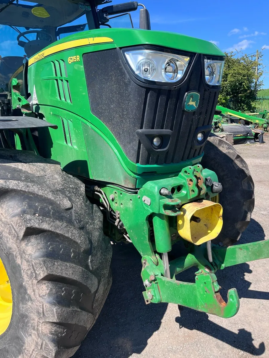 John Deere 6215R - Image 2