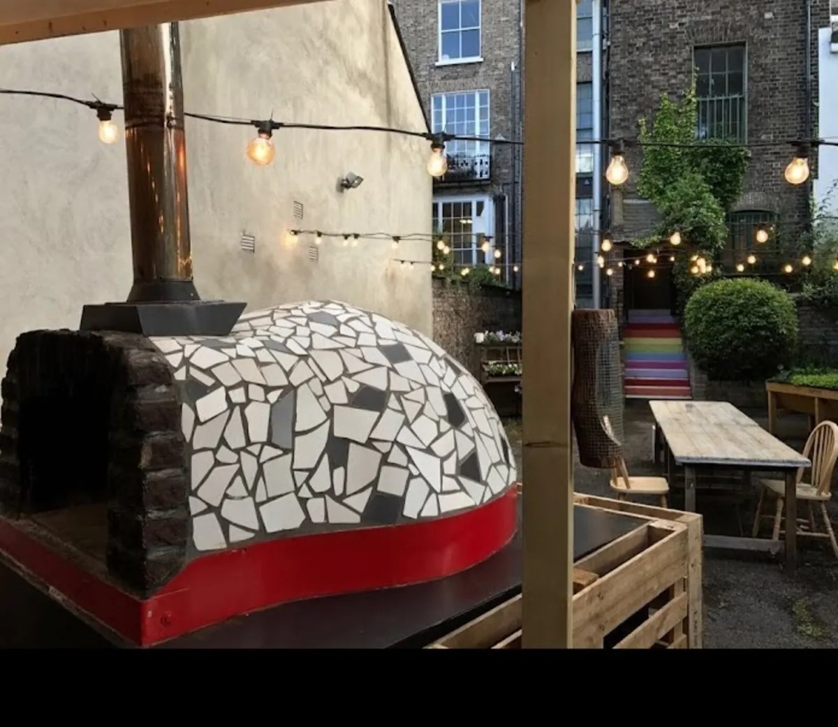 Wood fired pizza oven trailer - Image 2