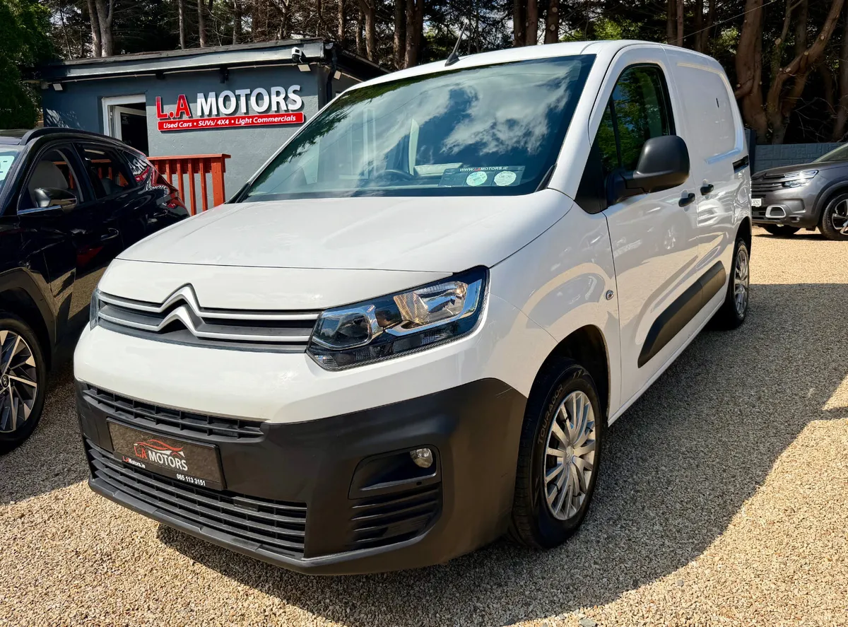 2020 Citroen Berlingo  X3  SEATS DOE & TAX NO VAT - Image 1