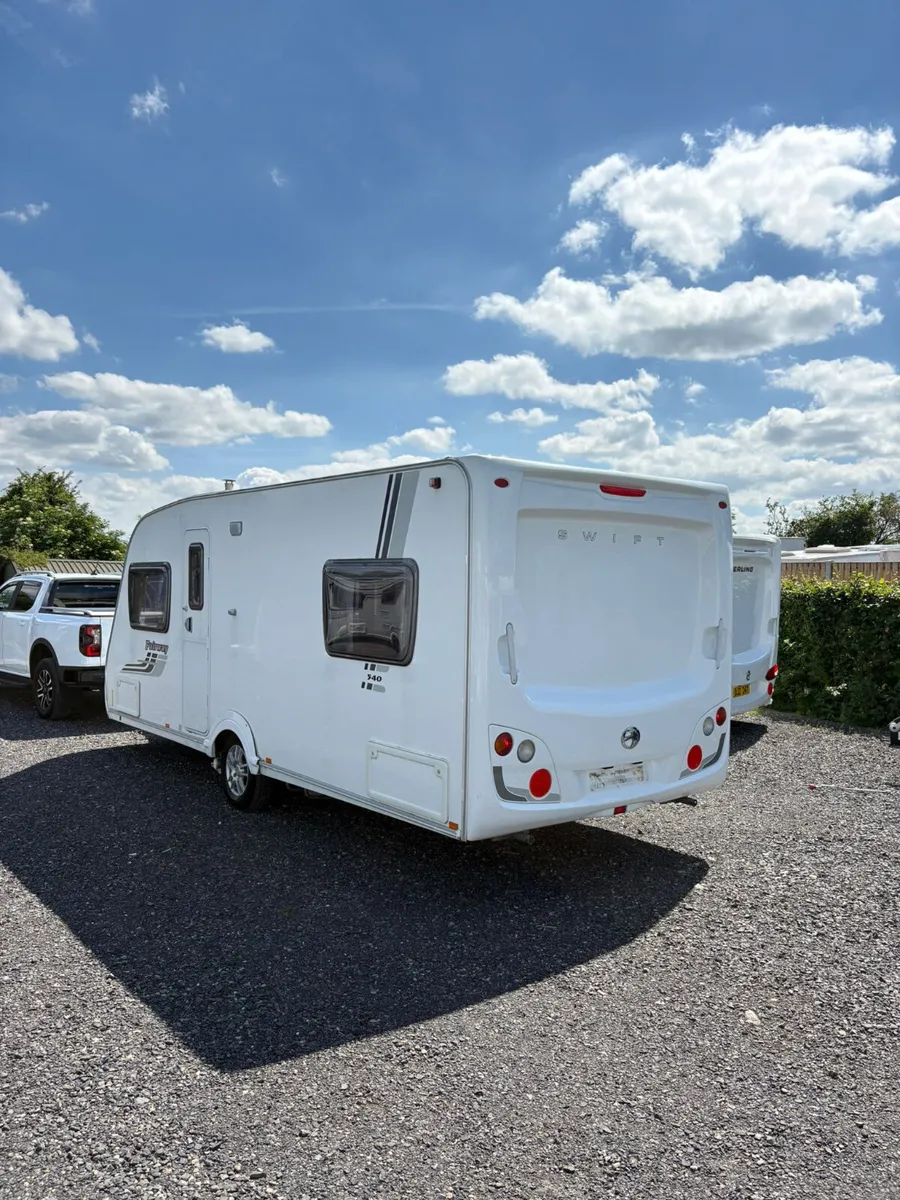 Swift Fairway 4 berth caravan for sale - Image 2