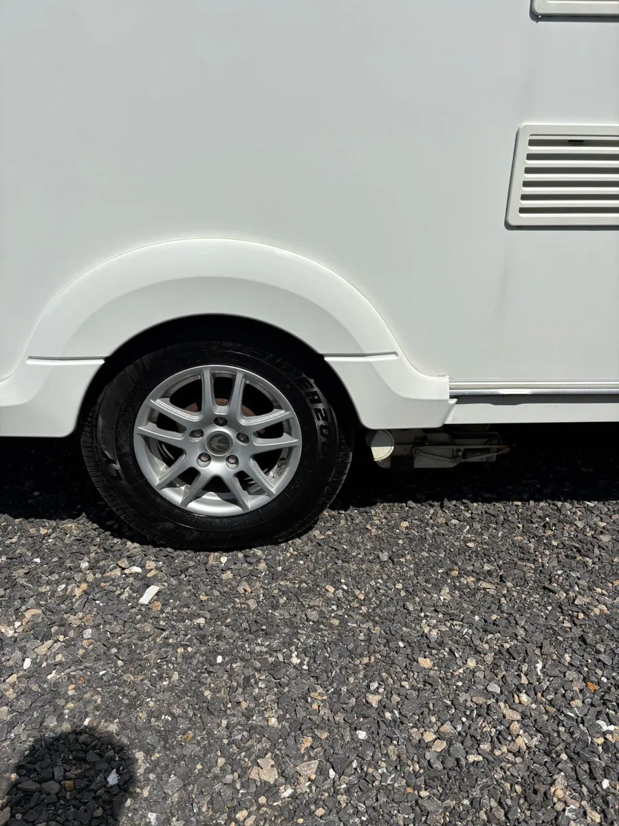Swift fairway 4berth caravan - Image 4