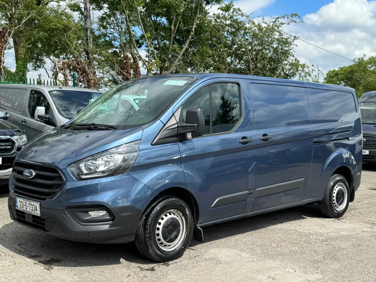 FORD TRANSIT CUSTOM LWB TREND “NEW WET BELT” 2023 - Image 3