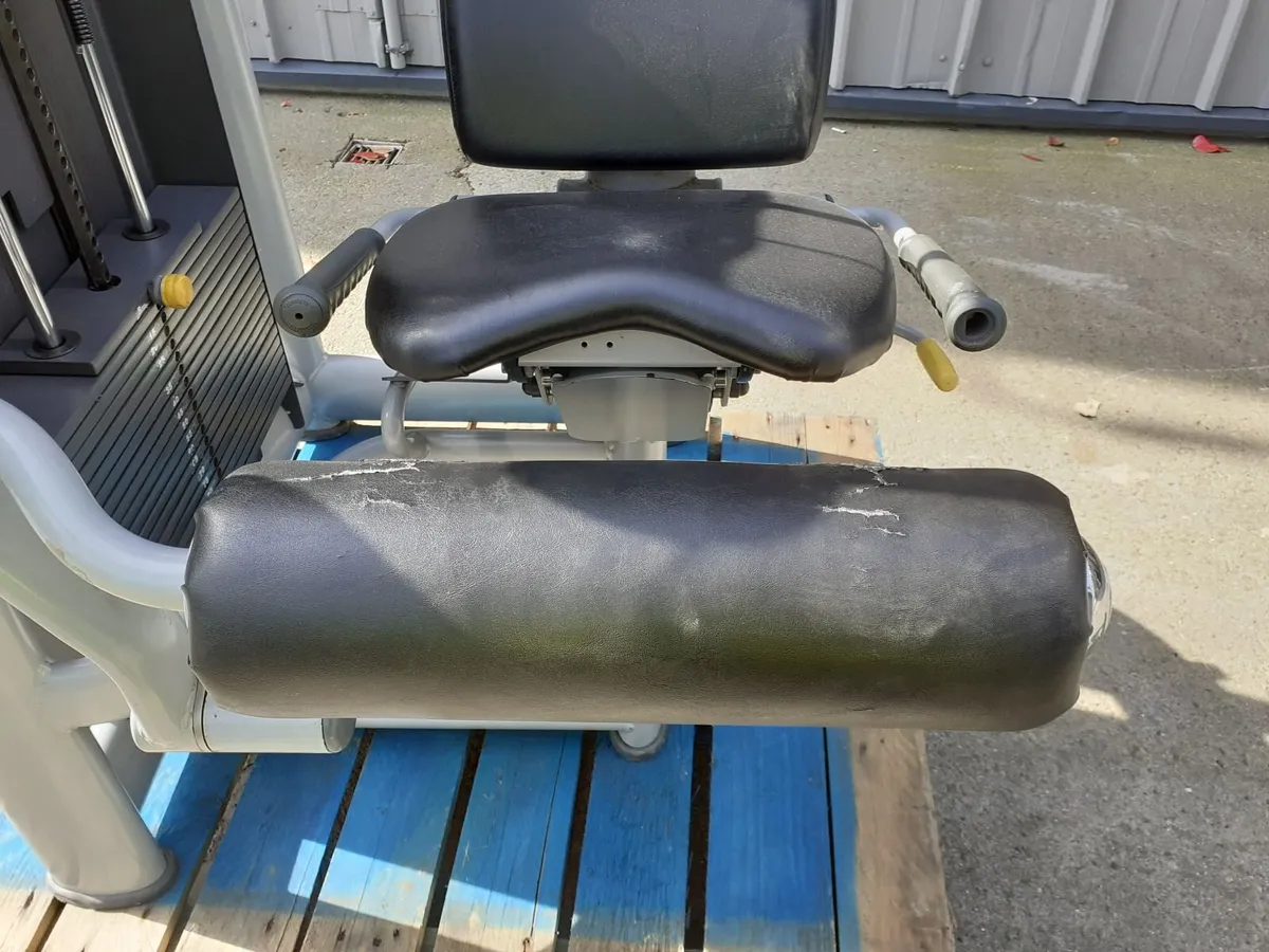 Online Unreserved Gym Equipment Auction - Image 2