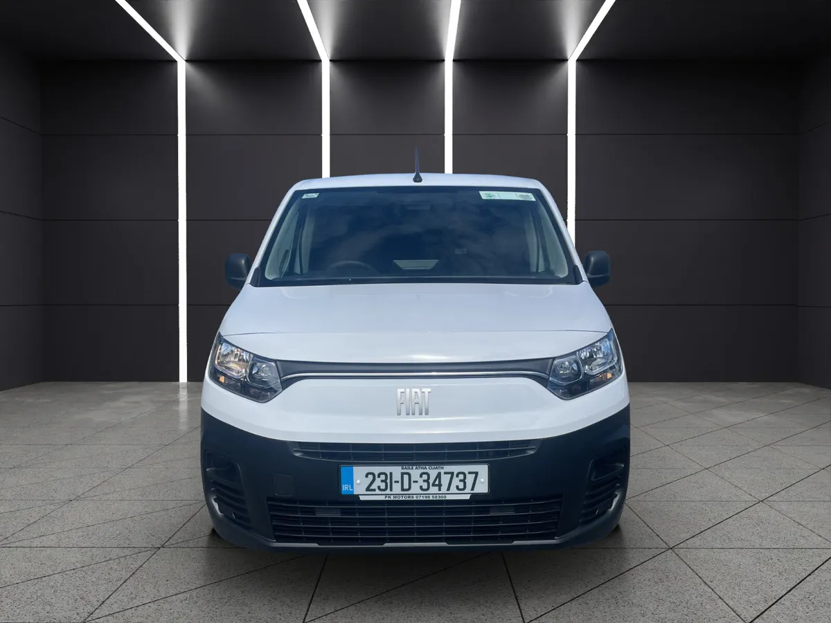 Fiat Doblo 2023 - Image 2
