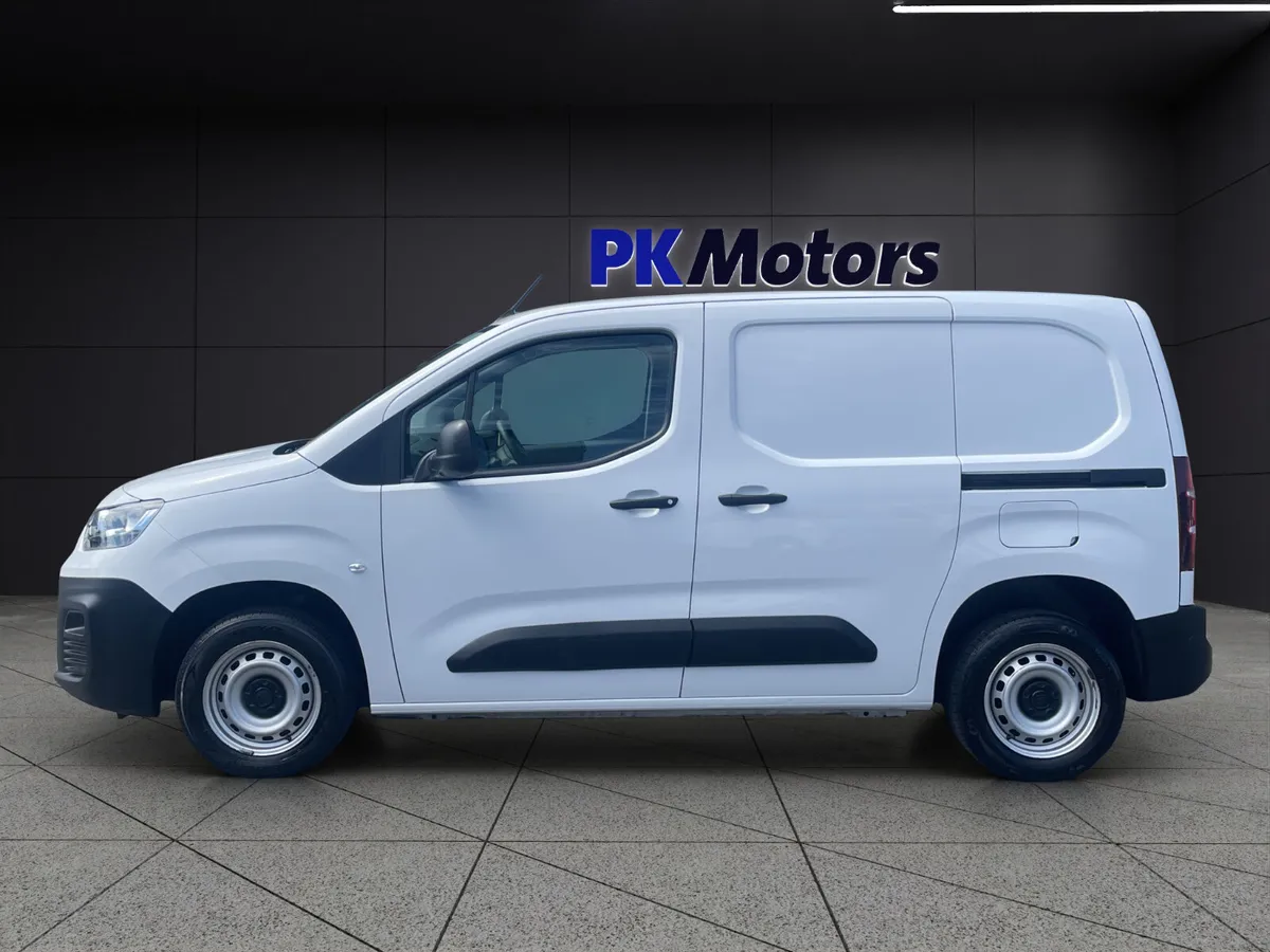 Fiat Doblo 2023 - Image 3