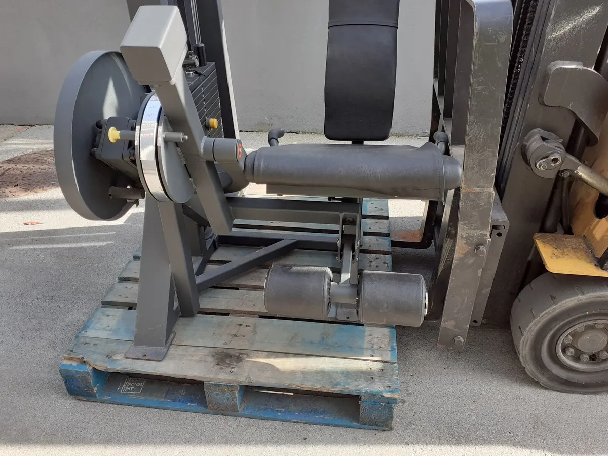 Online Unreserved Gym Equipment Auction - Image 1