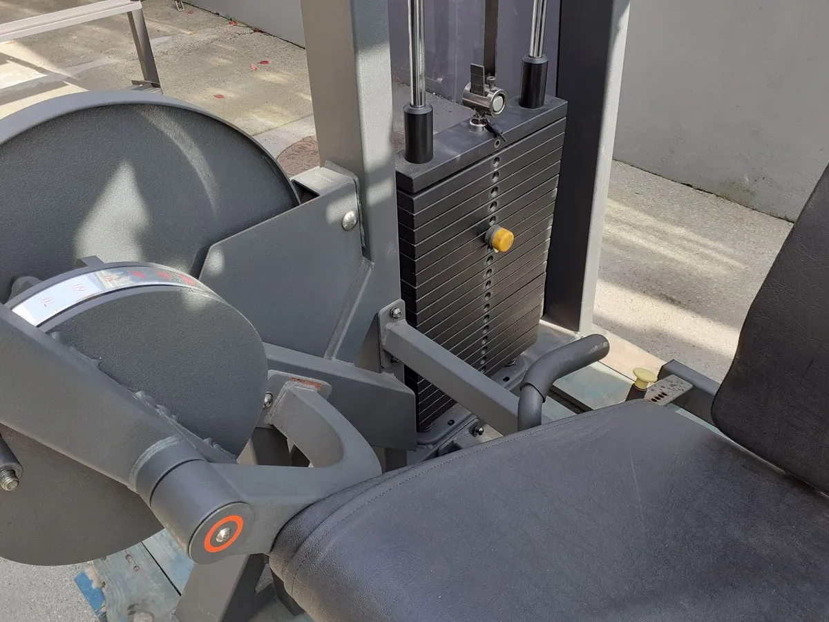 Online Unreserved Gym Equipment Auction - Image 2