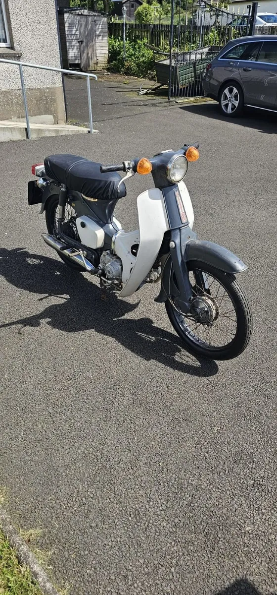 Honda C50  1975 - Image 3