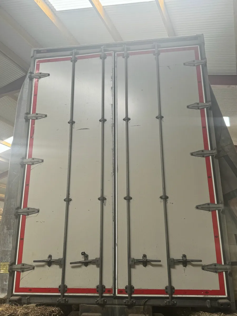 26 Foot Curtain side body - Image 2