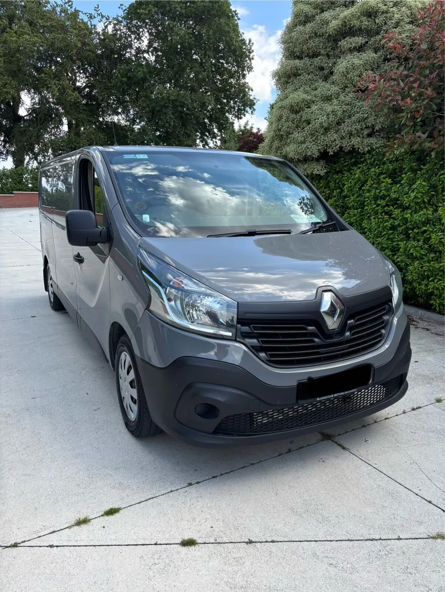 2019 Renault Trafic LL29 DCI 120 Buisness - Image 1