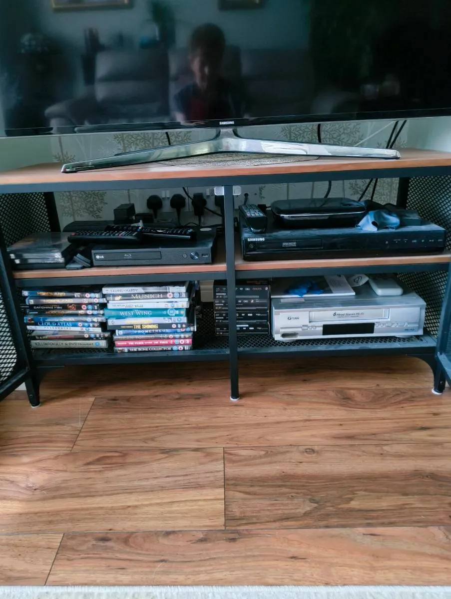 Tv unit - Image 2
