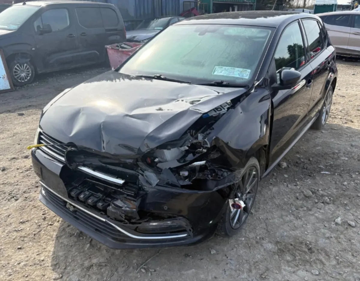 2016 Vw Polo 1.0 Petrol Lounge Model - Image 3
