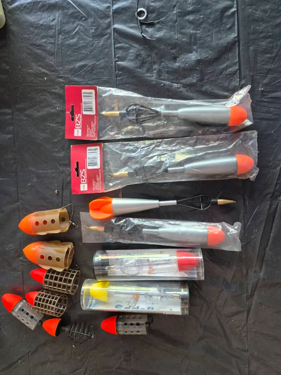 Floats - Image 3