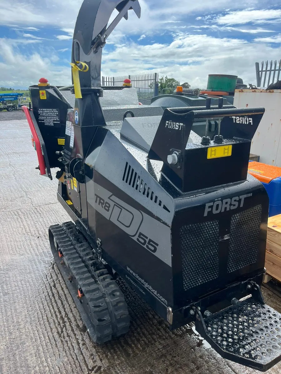Used 2022 Forst TR8D woodchipper - Image 2