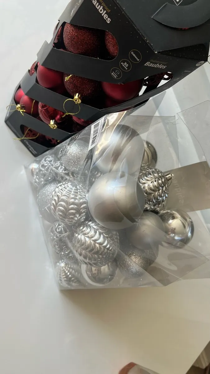 Christmas Decoration Bundle – Baubles Lights Stand - Image 1