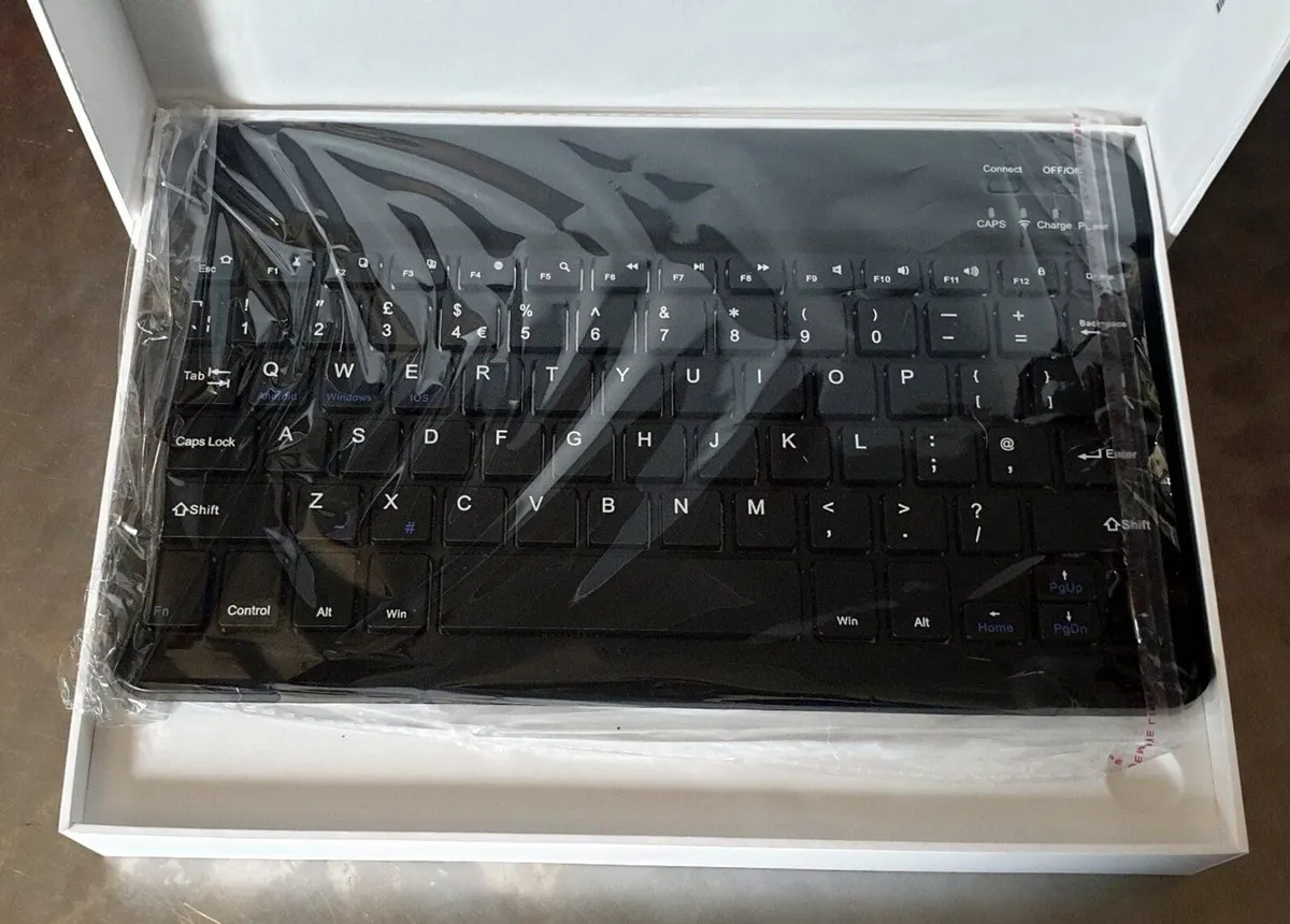 BNIB Wireless Bluetooth Keyboard (UK Layout) - Image 1