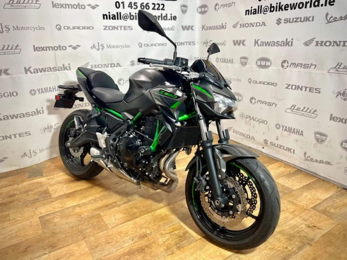 PRE-OWNED Kawasaki Z650 2023 - Image 2