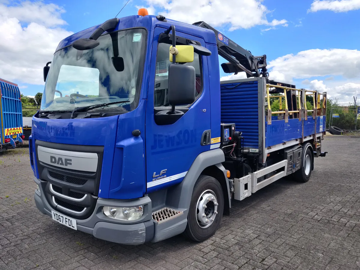 2017 DAF LF 210 Euro 6 4X2, 12 Ton Gross - Image 2