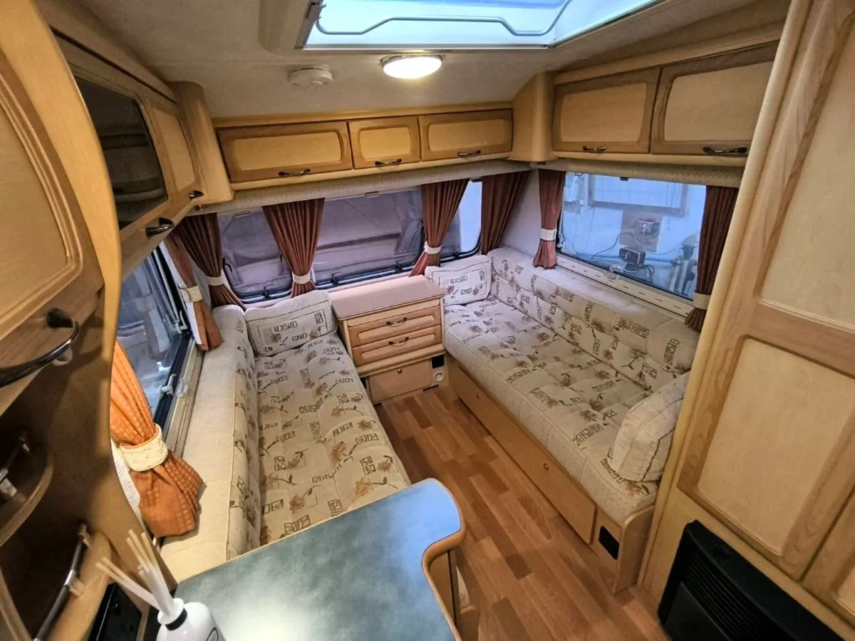 5 berth Caravan - Image 2
