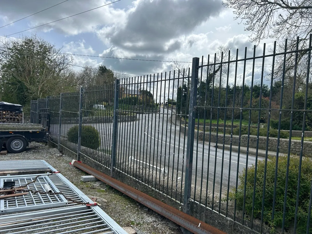 Galvanised Railings - Image 1