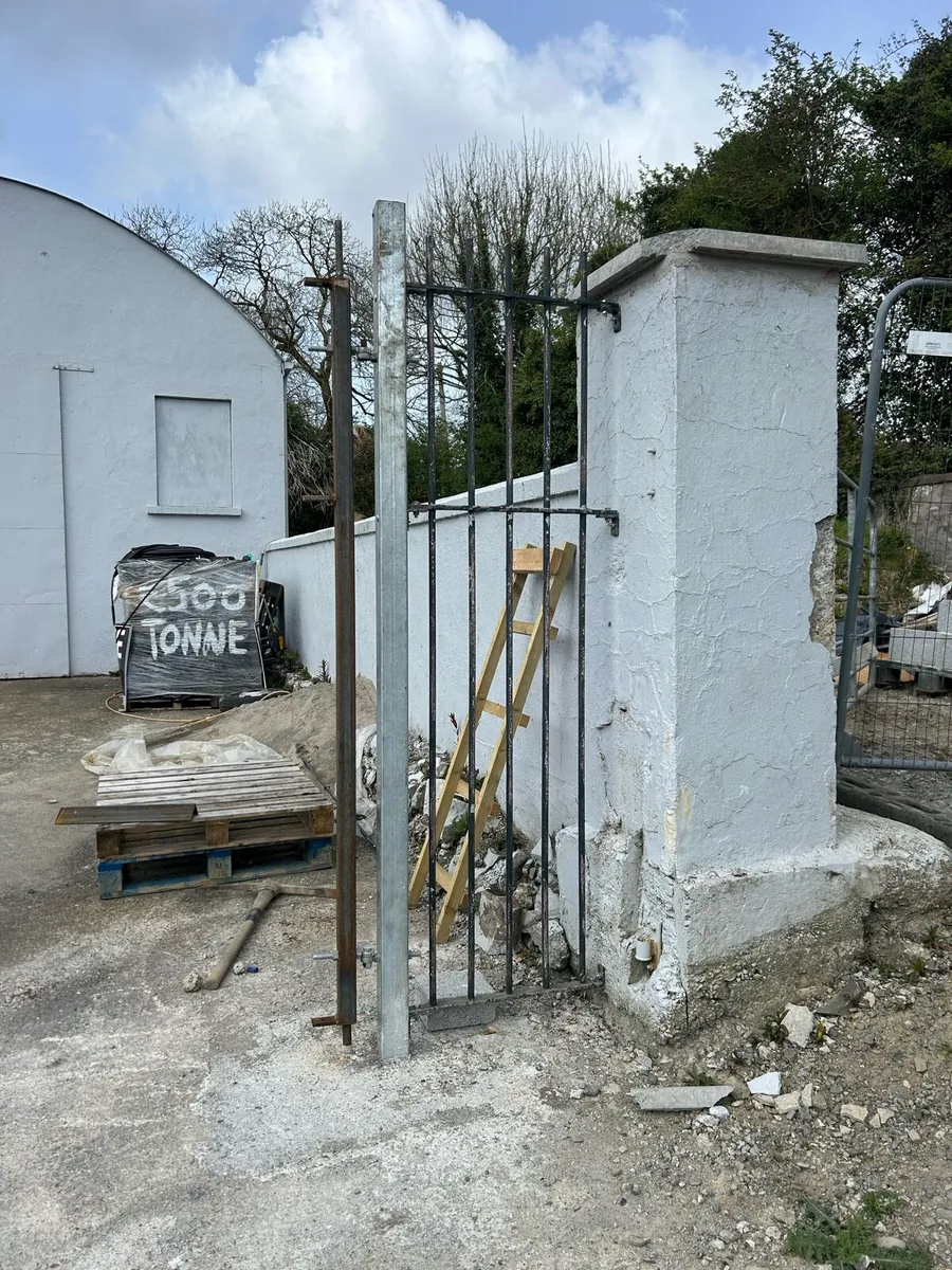 Galvanised Railings - Image 3