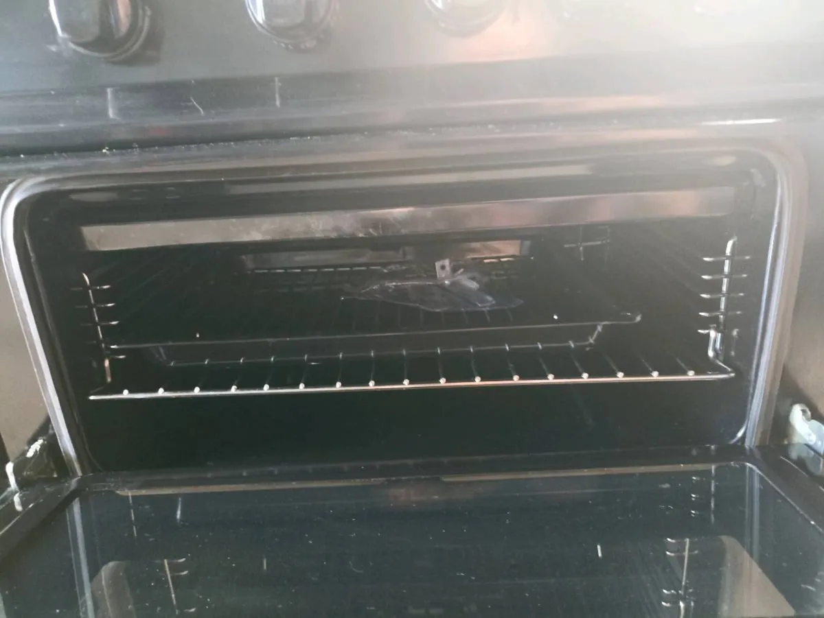 Gas cooker - Image 2
