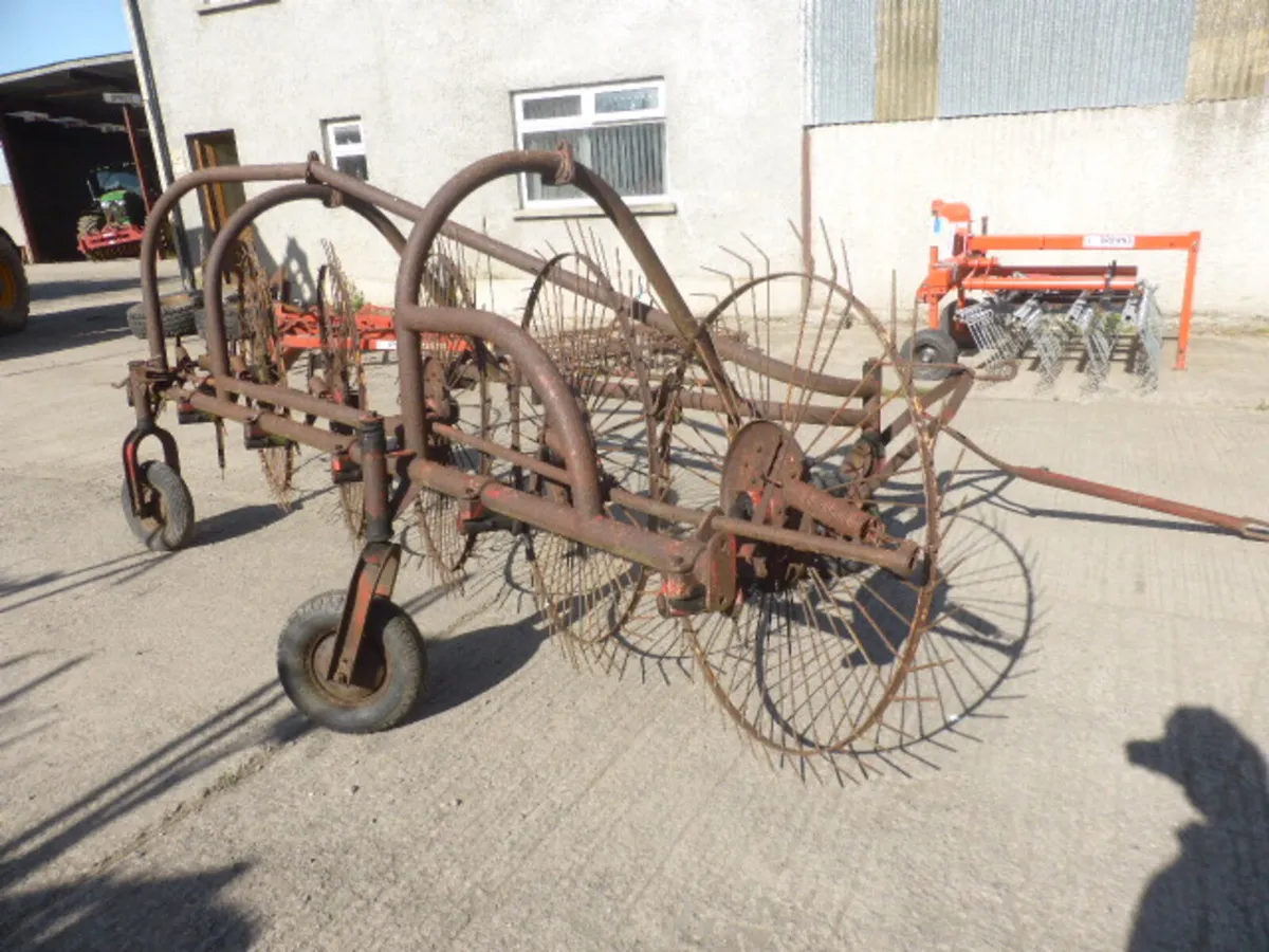 Vicon 6 Wheeled Trailed Acrobat - Image 3